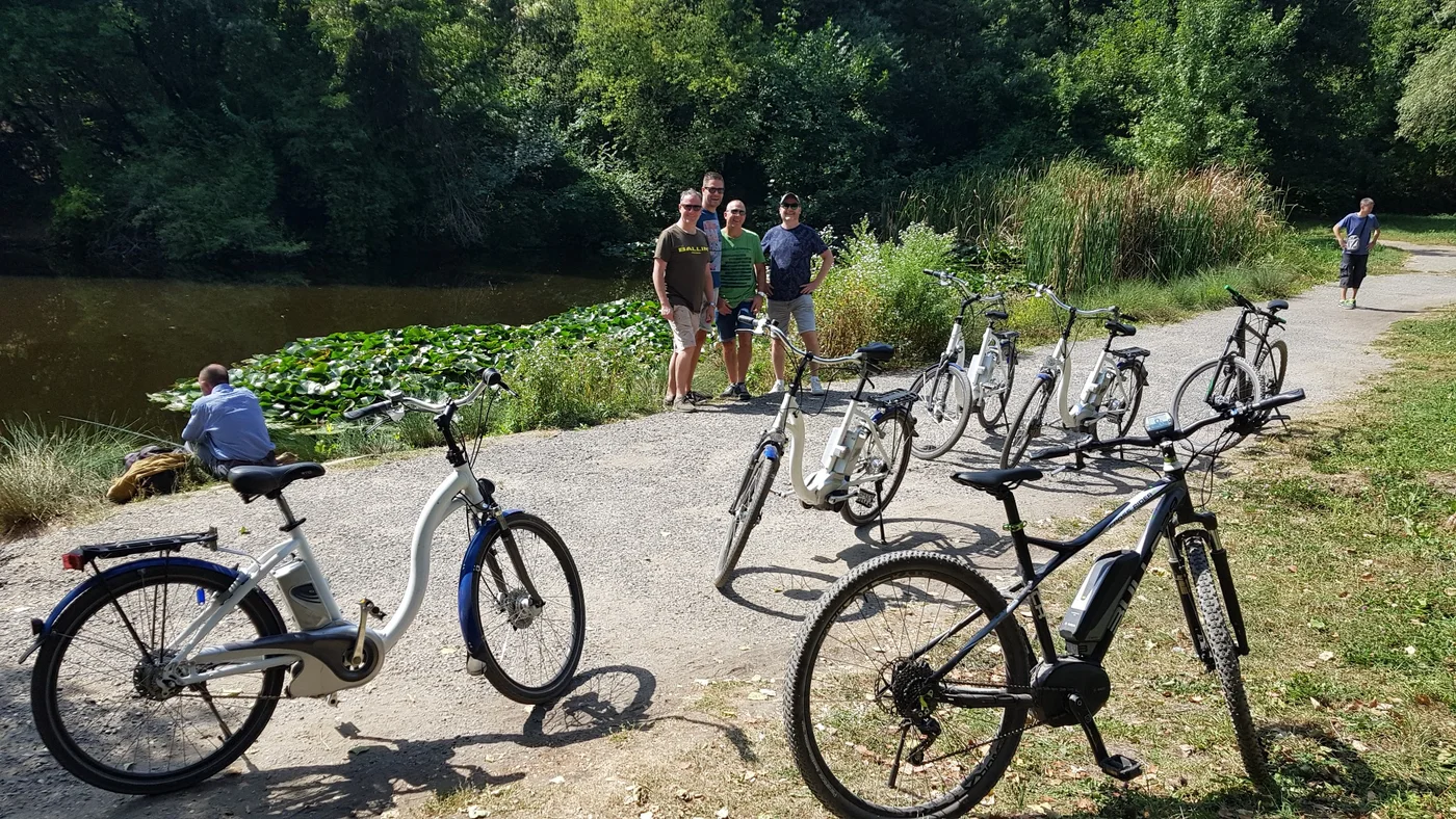 Real group bike tour in Sofia near NDK